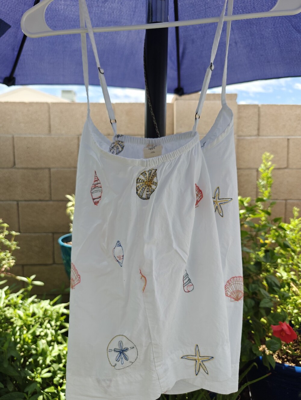 Like New, Printfresh Embroidered Shells, Cami & Crop Pant Set, Size Medium - Picture 6 of 11